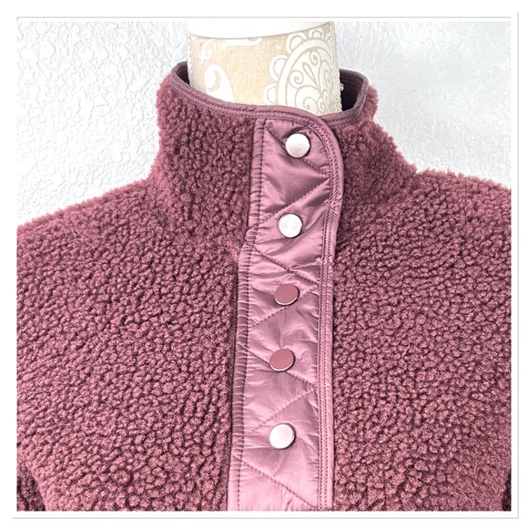 Athleta Sherpa Snap Sweatshirt Women’s Burgundy Pullover Size XS NWT - Picture 2 of 7